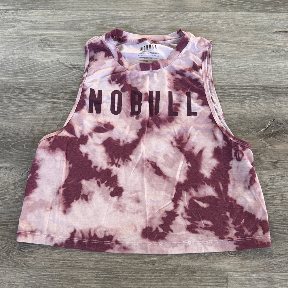 Nobull cropped tank